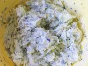 Brotaufstrich: Bunte Kräuter-Butter - Rezept