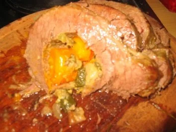Rezept: Fleisch: Gefüllte, gerollte Rinderbrust... Fleisch: Gefüllte, gerollte Rinderbrust... - Rezept