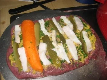 Rezept: Fleisch: Gefüllte, gerollte Rinderbrust... Bild Nr. 7 Fleisch: Gefüllte, gerollte Rinderbrust... - Rezept - Bild Nr. 7