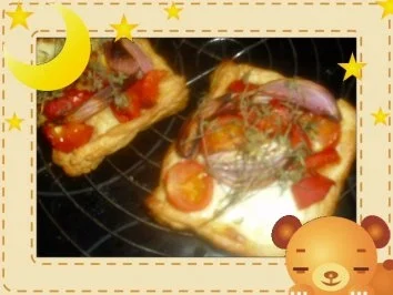 Rezept: Zwiebel-Mozzarella-Törtchen Bild Nr. 4 Zwiebel-Mozzarella-Törtchen - Rezept - Bild Nr. 4