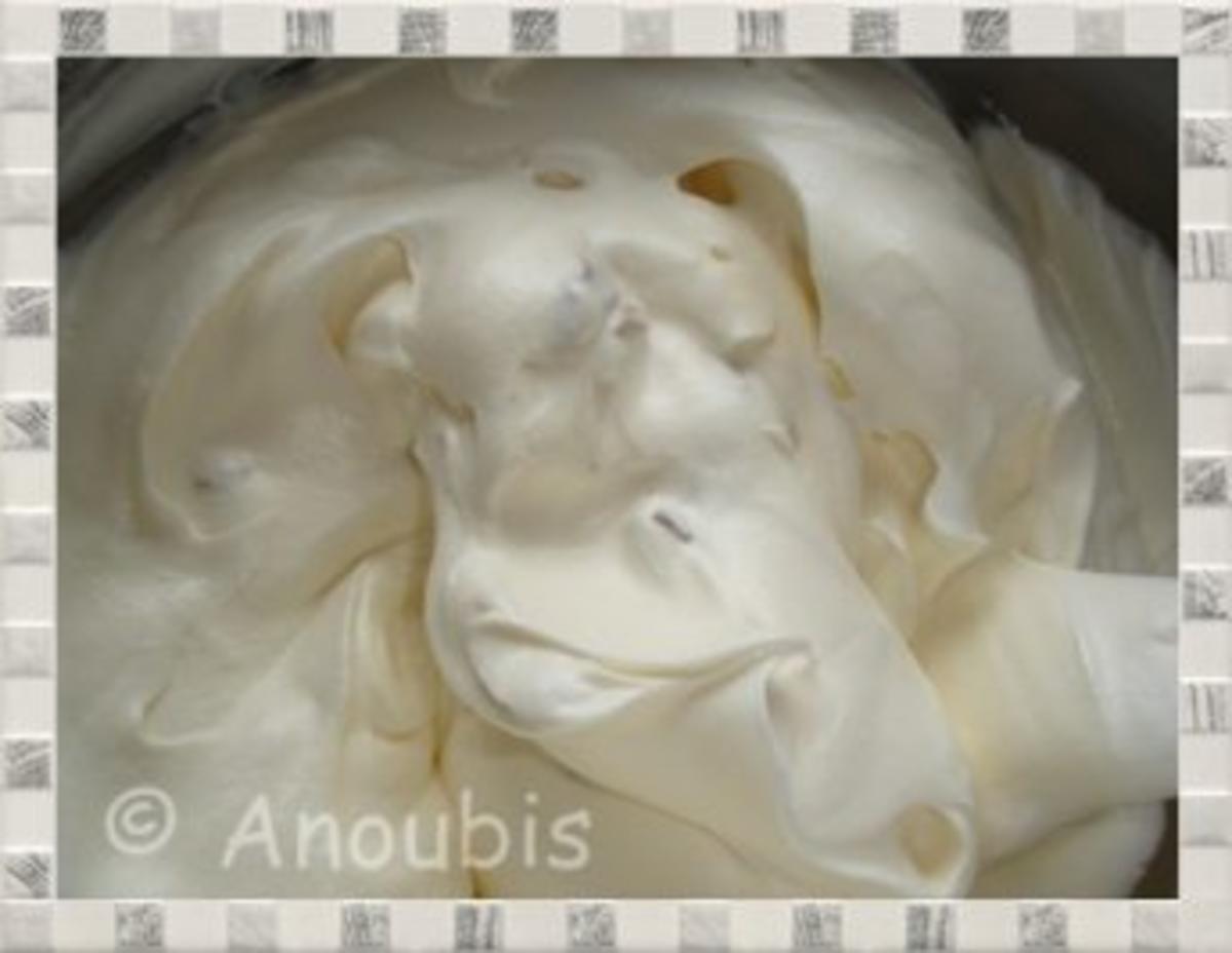 Dessert - Cremiges Karamelleis ohne Eismaschine - Rezept - Bild Nr. 4