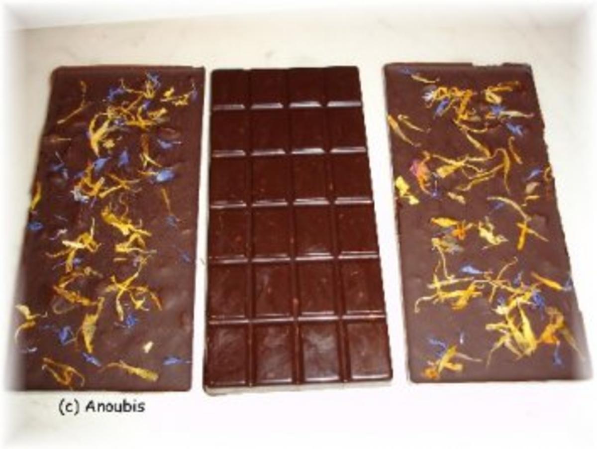 Nascherei - Schokolade mit Tonkabohne und Macadamia - Rezept