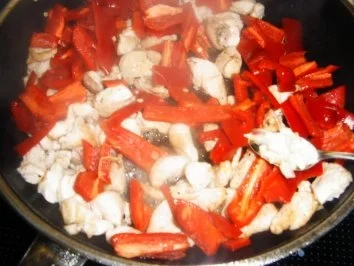 Hähnchen - Paprika -Pfanne - Rezept - Bild Nr. 6