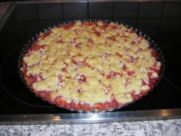 Rezept: Erdbeer-Streuseltarte Erdbeer-Streuseltarte - Rezept