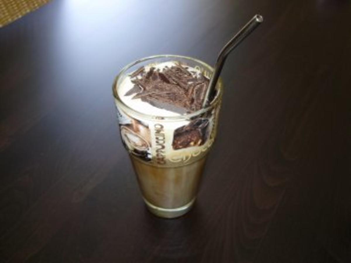 Eiskaffee mit Vanilleeis und kalter Kaffee - Rezept mit Bild - kochbar.de