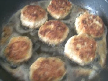 Rezept: Majoran-Klöschen Majoran-Klöschen - Rezept