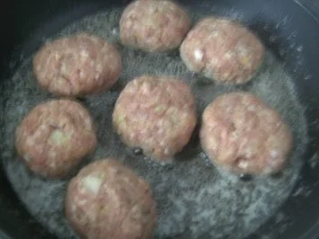 Rezept: Majoran-Klöschen Bild Nr. 4 Majoran-Klöschen - Rezept - Bild Nr. 4