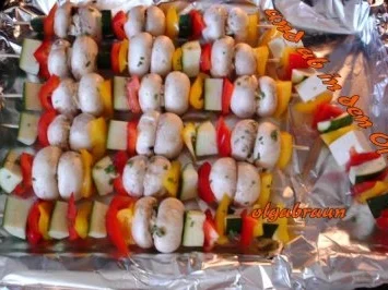 Aufgespießtes mit Apfel-Meerrettich-Hüttenkäsedip - Rezept - Bild Nr. 4