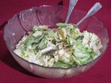 Hähnchen in Weißbiersoße an Gemüsereis und Eisbergsalat - Rezept