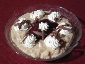 Rezept: Hafercreme mit Johannisbeergelee und Sahne Hafercreme mit Johannisbeergelee und Sahne - Rezept