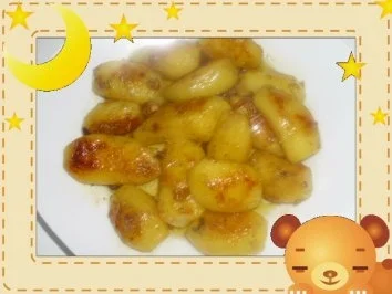 Rezept: Karamelisierte Rosmarin-Kartoffeln Karamelisierte Rosmarin-Kartoffeln - Rezept