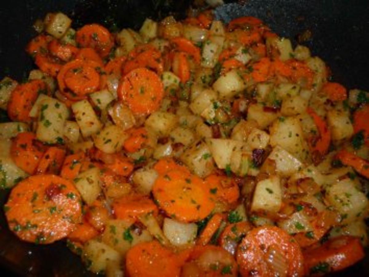 "Flühlingslolle" mit Kohlrabi-Möhren-Gemüse im Kartoffelnest - Rezept - Bild Nr. 4
