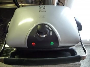 Rezept: Fisch : Geräucherte Forelle mit Kartoffelsalat und Grillzucchini Bild Nr. 4 Fisch : Geräucherte Forelle mit Kartoffelsalat und Grillzucchini - Rezept - Bild Nr. 4