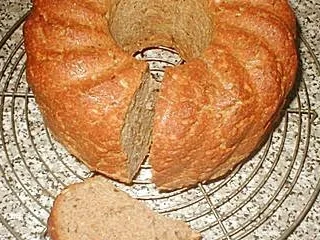 Vollkorn-Quark-Sojamilch Brot - Rezept