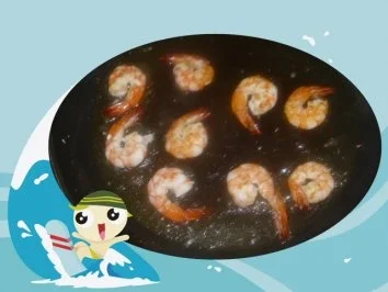 Gebratene Gambas auf Galbani Mozzarella & Tomaten-Salat - Rezept - Bild Nr. 3