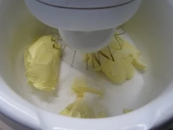 Beschwipster Pflaumen-Pudding-Streusel - Rezept - Bild Nr. 5