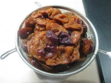 Beschwipster Pflaumen-Pudding-Streusel - Rezept - Bild Nr. 9