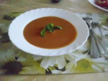kalte Tomatensuppe - Rezept