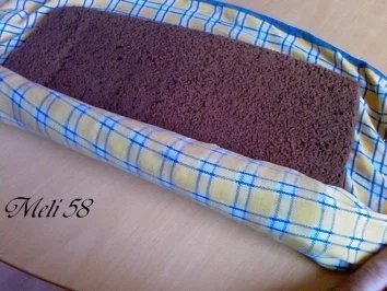 Backen: Joghurt-Erdbeer- Rolle - Rezept - Bild Nr. 4