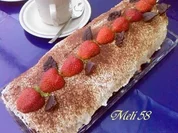 Backen: Joghurt-Erdbeer- Rolle - Rezept