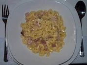Nudelhörnchen Carbonara - Rezept