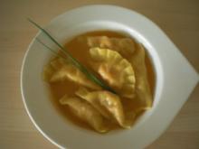 Flusskrebs-Maultaschen in der Zitronengrassuppe - Rezept