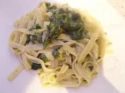 Tagliatelle mit Spinat und Gorgonzola - Rezept