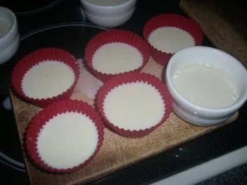 Rezept: Kokos-Panna-Cotta mit Nougat-Knödel und Orangen-Quark-Flammerie Bild Nr. 4 Kokos-Panna-Cotta mit Nougat-Knödel und Orangen-Quark-Flammerie - Rezept - Bild Nr. 4