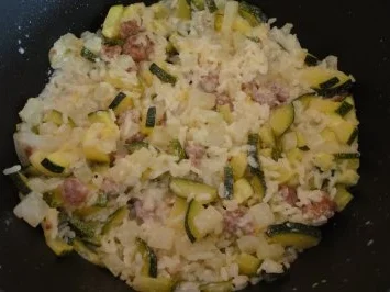 Rezept: Saisongemüse mit Reis und Hack Saisongemüse mit Reis und Hack - Rezept