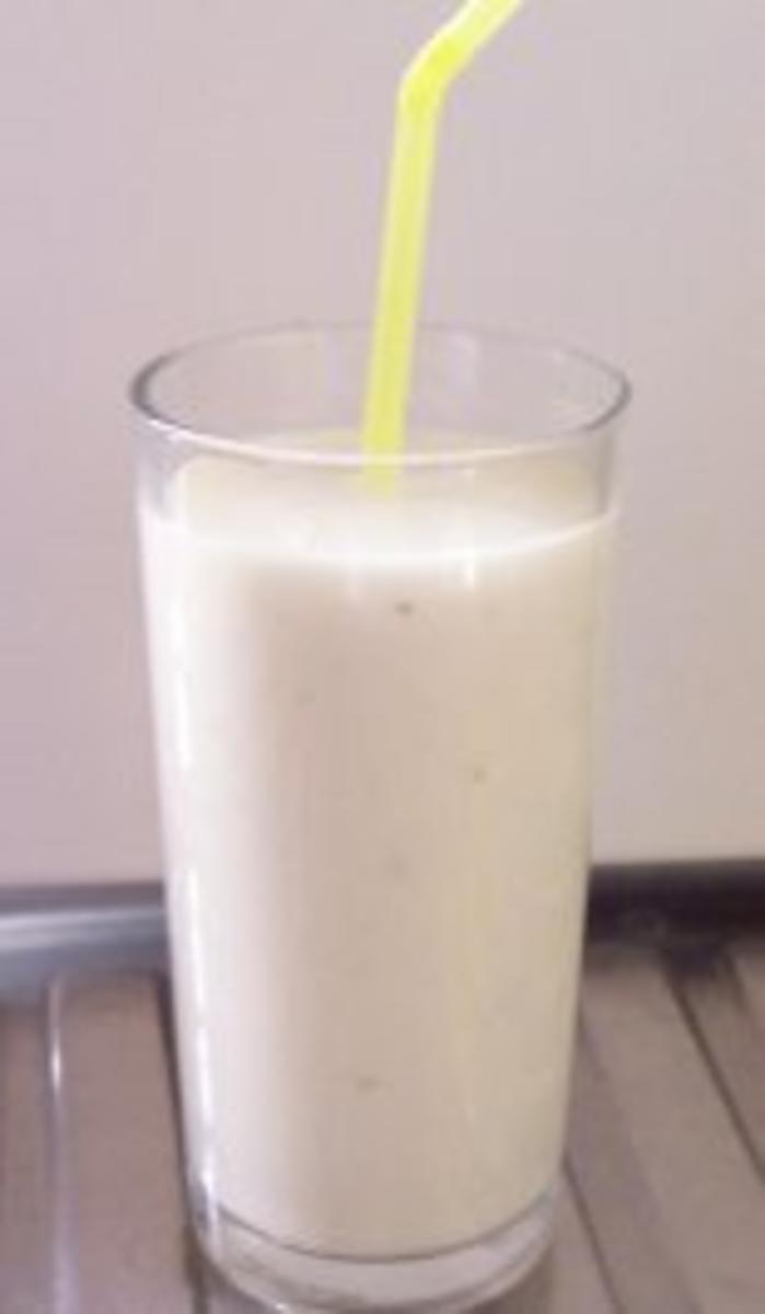 Bilder für Getränk: Bananen-Joghurt-Shake - Rezept