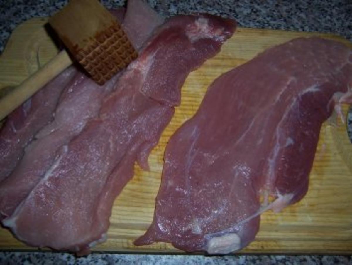 Panierte Schweineschnitzel - Rezept - Bild Nr. 3