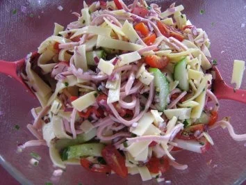 Käse-Wurst-Salat - Rezept - Bild Nr. 4