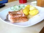 Rotfleischiges Forellenfilet mit Kartoffeln - Rezept