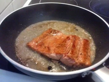 Rotfleischiges Forellenfilet mit Kartoffeln - Rezept - Bild Nr. 2