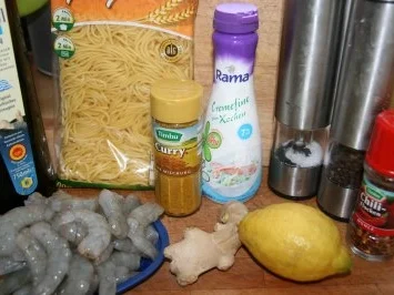 Rezept: Nudeln: Spaghetti mit Zitronensoße und Gambas Bild Nr. 2 Nudeln: Spaghetti mit Zitronensoße und Gambas - Rezept - Bild Nr. 2
