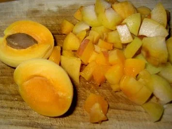 Fruchtig gefüllte Hähnchenbrust auf Sommergemüse - Rezept - Bild Nr. 5