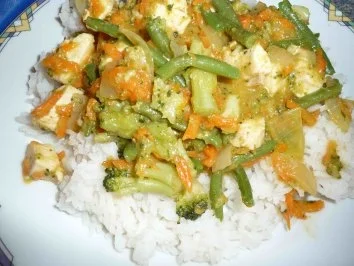 Sommerlich leichtes Ragout auf Reis - Rezept