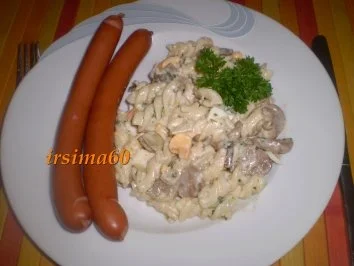 Nudelsalat mit Champignons - Rezept