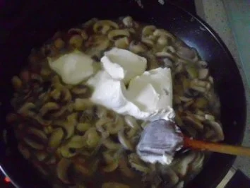 Rezept: Pilze in Rahmsauce Bild Nr. 4 Pilze in Rahmsauce - Rezept - Bild Nr. 4