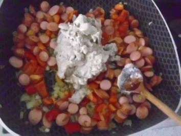 Rezept: Wienerpfanne mit kleinen Nudeln Bild Nr. 4 Wienerpfanne mit kleinen Nudeln - Rezept - Bild Nr. 4