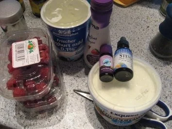 Kalte sahnige Himbeeren - Rezept