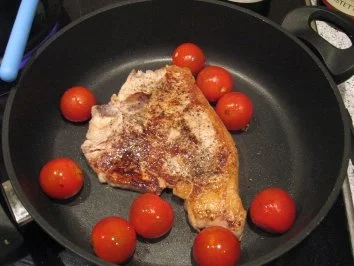 Kalbskotelett mit Curryblumenkohl  und Tomätchen - Rezept - Bild Nr. 3