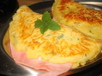 Rezept: Verschiedenes: Basilikumpfannkuchen "Cordon bleu" Bild Nr. 2 Verschiedenes: Basilikumpfannkuchen "Cordon bleu" - Rezept - Bild Nr. 2