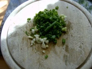 SALAT: Möhrensalat mit Frühlingszwiebeln - Rezept - Bild Nr. 2