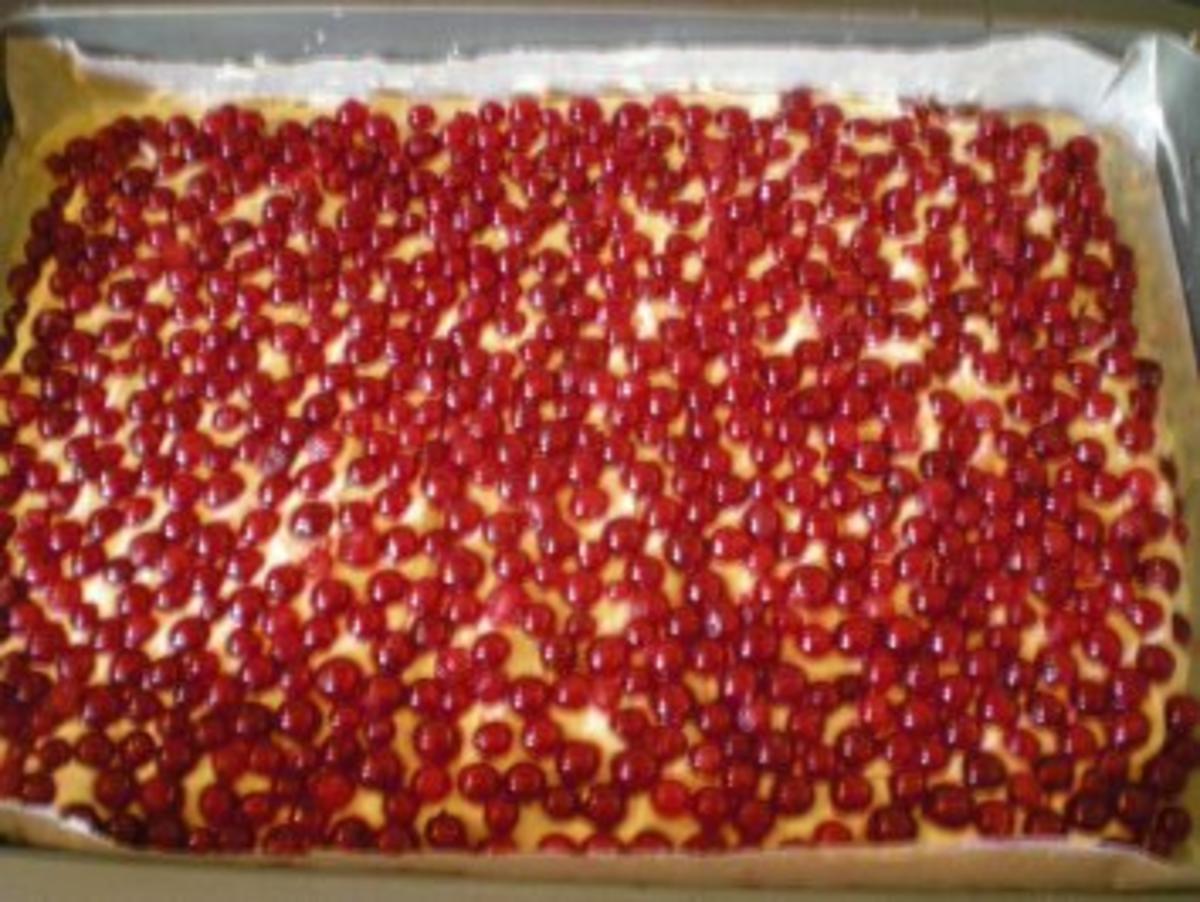 Ribisel Kuchen mit Schneehaube - Rezept - Bild Nr. 4