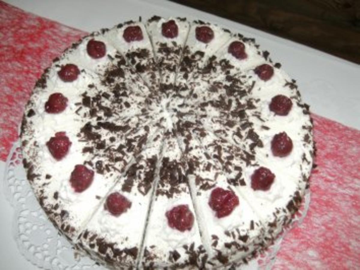 Bilder für Schwarzwälder Kirschtorte Rezept