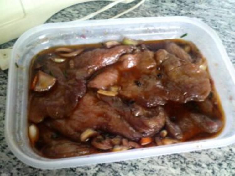Honig Rotweinmarinade für gegrillte Schweinesteaks - einfach - 240 kcal ...