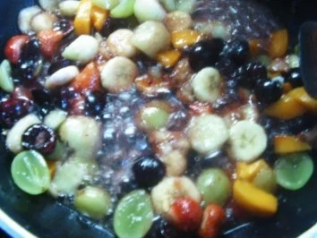 Melone mit karamellesierten Früchten - Rezept - Bild Nr. 6