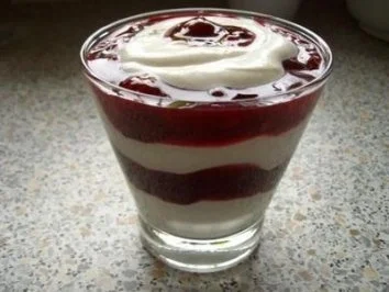 Rezept: Beerenwölkchen Beerenwölkchen - Rezept