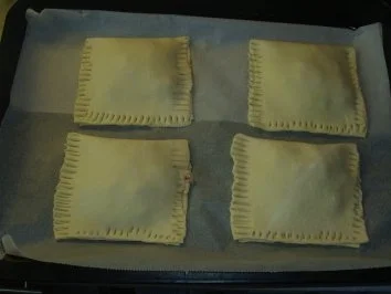 Pikante Kuchen: Blätterteigtaschen herzhaft gefüllt - Rezept - Bild Nr. 5